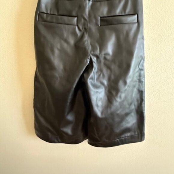 BARRAGAN Black Shorts - Picture 3 of 7
